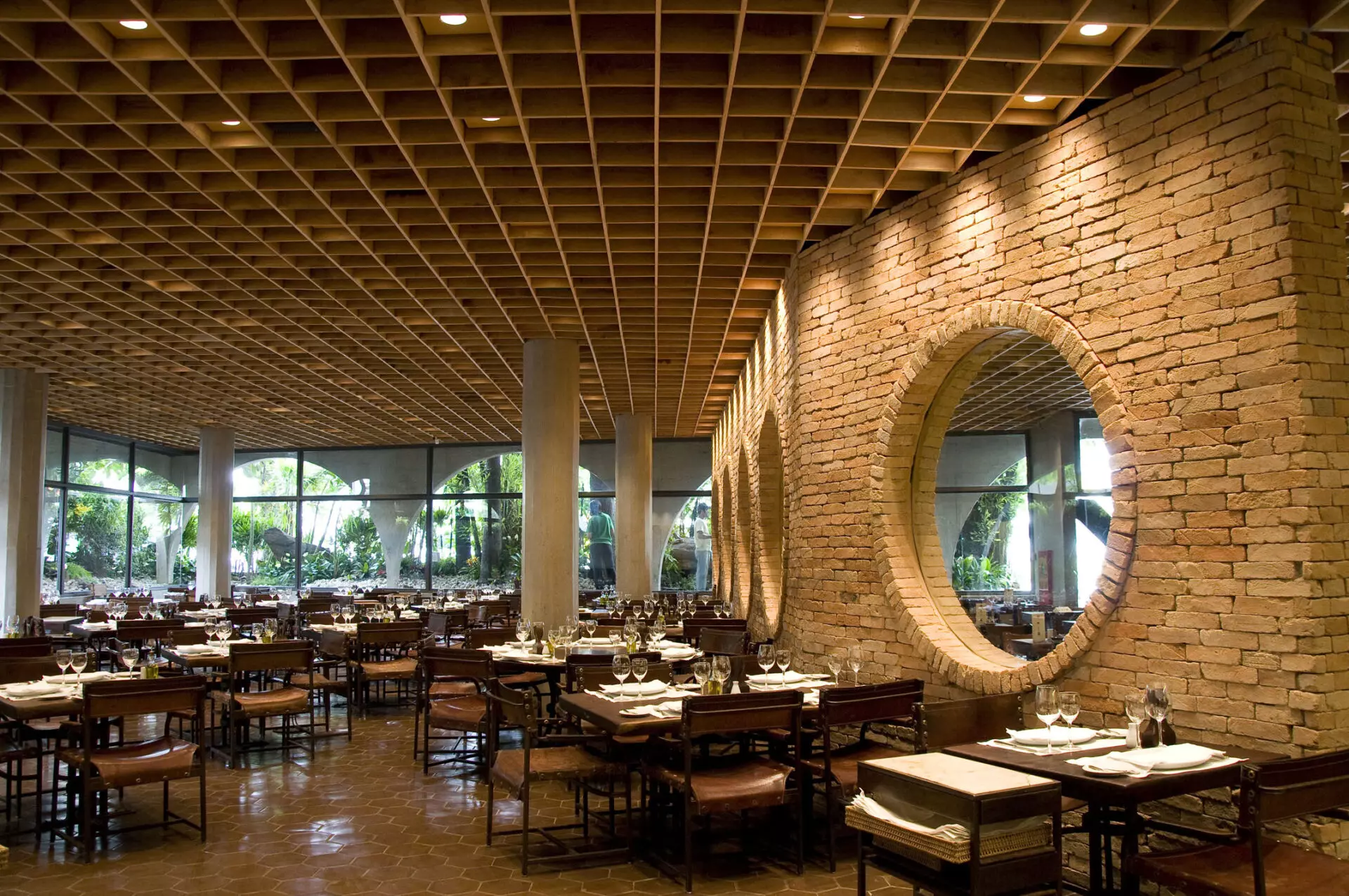 Baby Beef Rubaiyat FLima -ambiente com jardim ao fundo2 foto Gladstone Campos