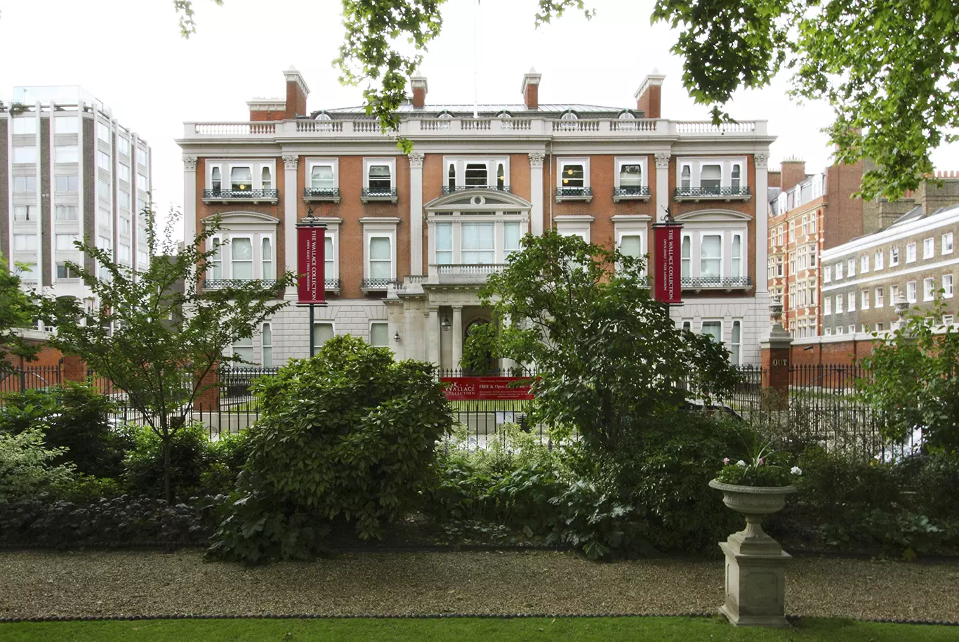 wallace-collection-1200-hertford-house