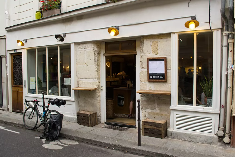 paris-restaurantes-bio-vegetarianos-sem-gluten-cafe-pinson-mure-bio-adam-et-eve-marais-1000-1