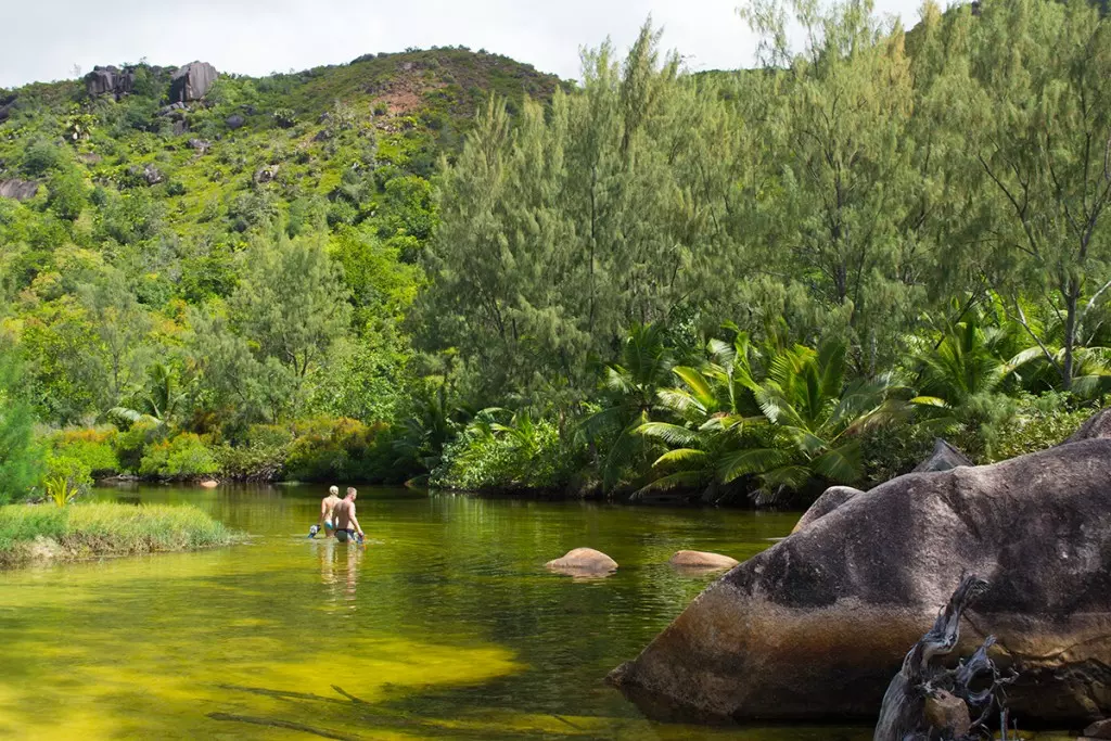 seychelles-praslin-guia-guide-vallee-de-mai-anse-lazio-praia-mais-linda-do-mundo-dicas-o-que-fazer-1200-10